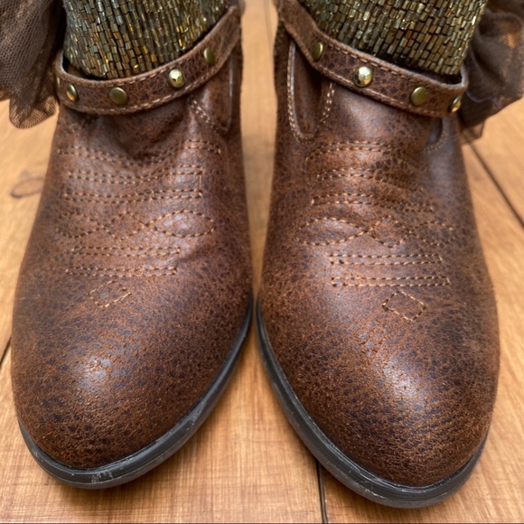 SOLD ⭐️Not rated beaded cowboy style booties 9 - Picture 8 of 12